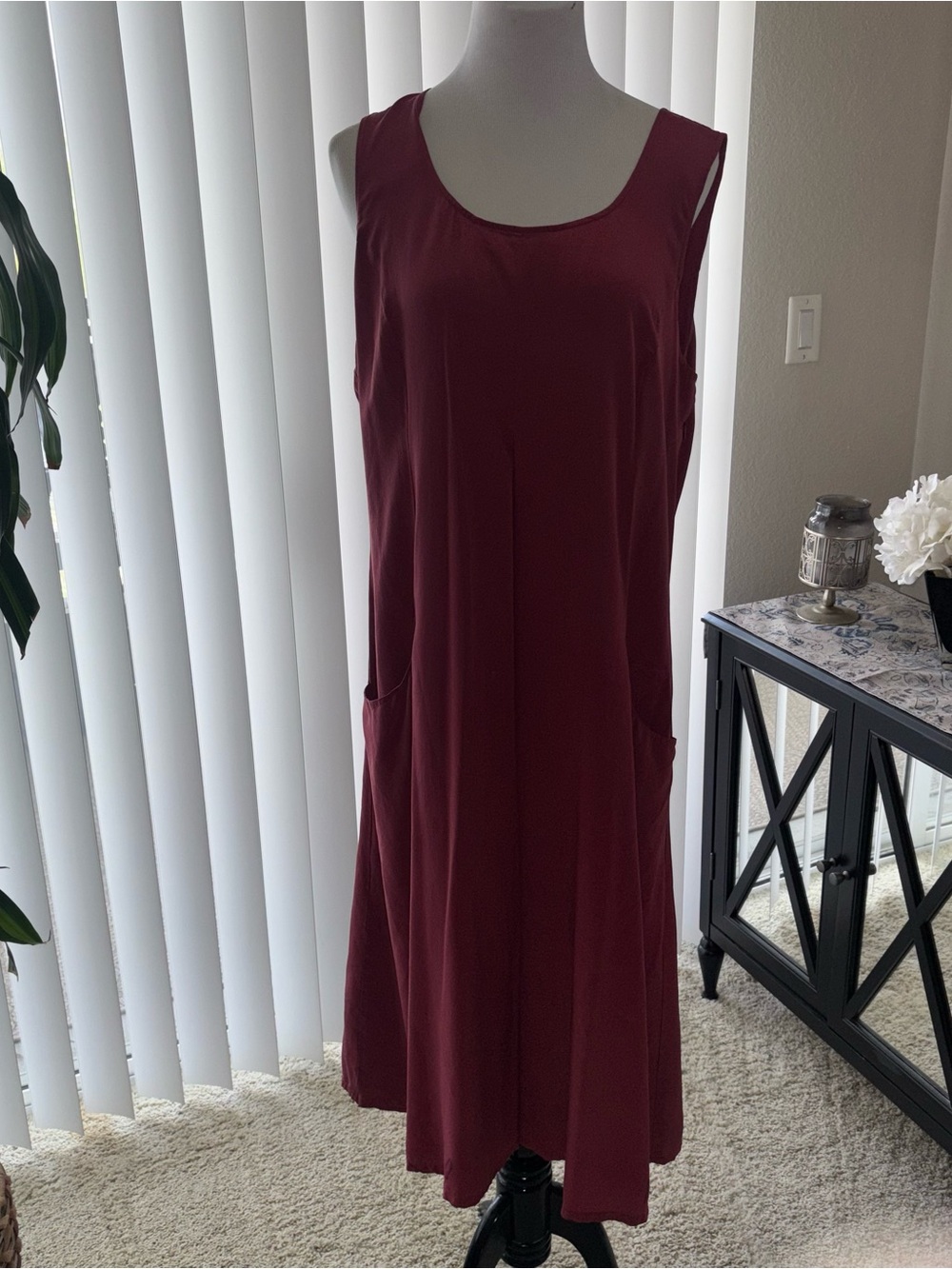 Sleeveless Silk Dress in Blush/Pink color  with Pockets. 🥰
